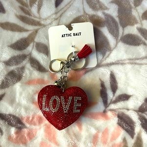 NWT Red Heart key chain holder